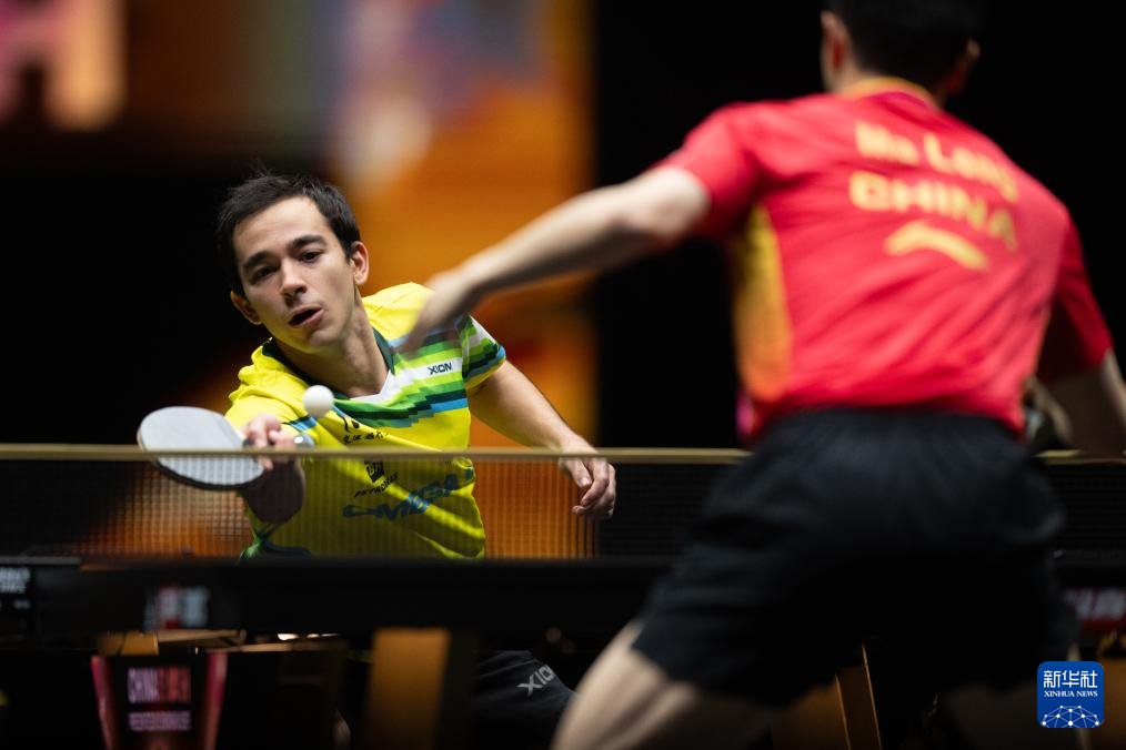 每位球员都 每位球员都