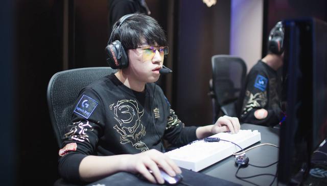 约热内卢奥 约热内卢奥