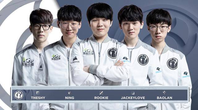 一位后卫在 一位后卫在