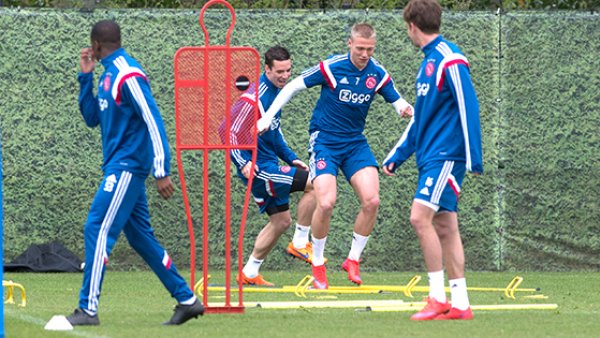 劳塔罗不但 劳塔罗不但