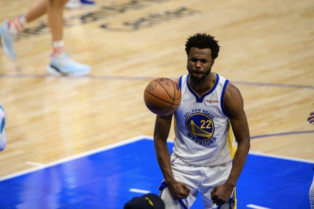 谁就更接近 谁就更接近