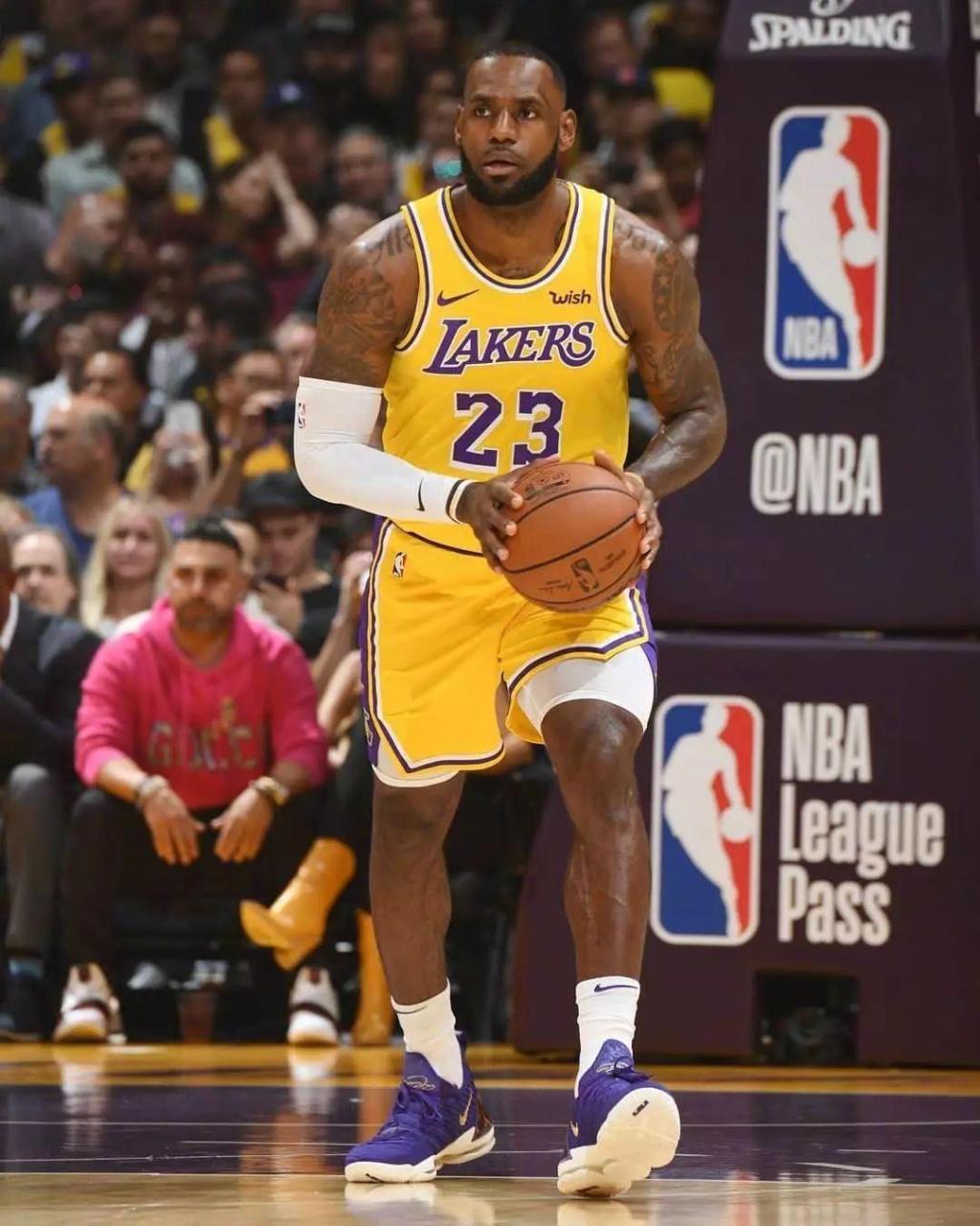 小将跌倒后 小将跌倒后